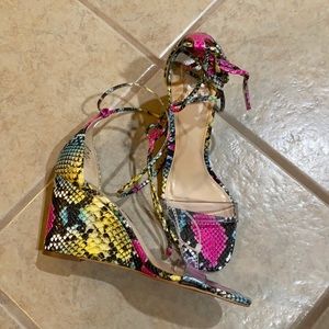NWT Vince Camuto heels